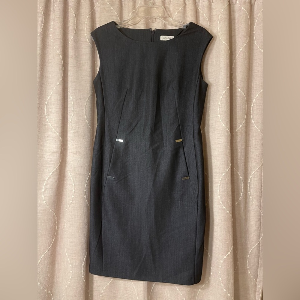 Beautiful deep blue dress with stainless pockets